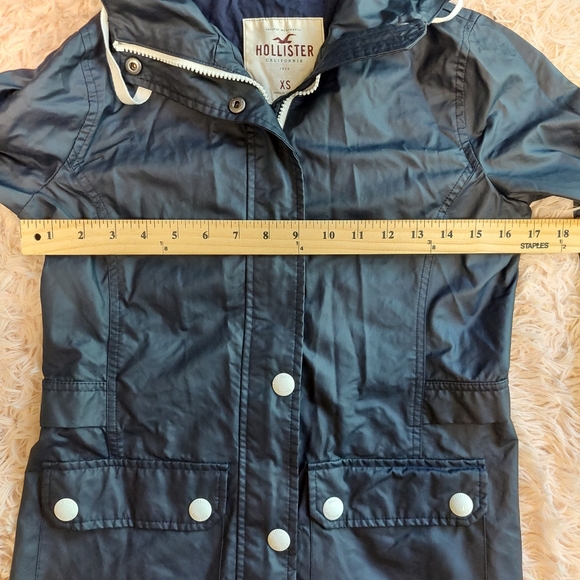 Hollister Rain Jacket - Size XS - Picture 6 of 9